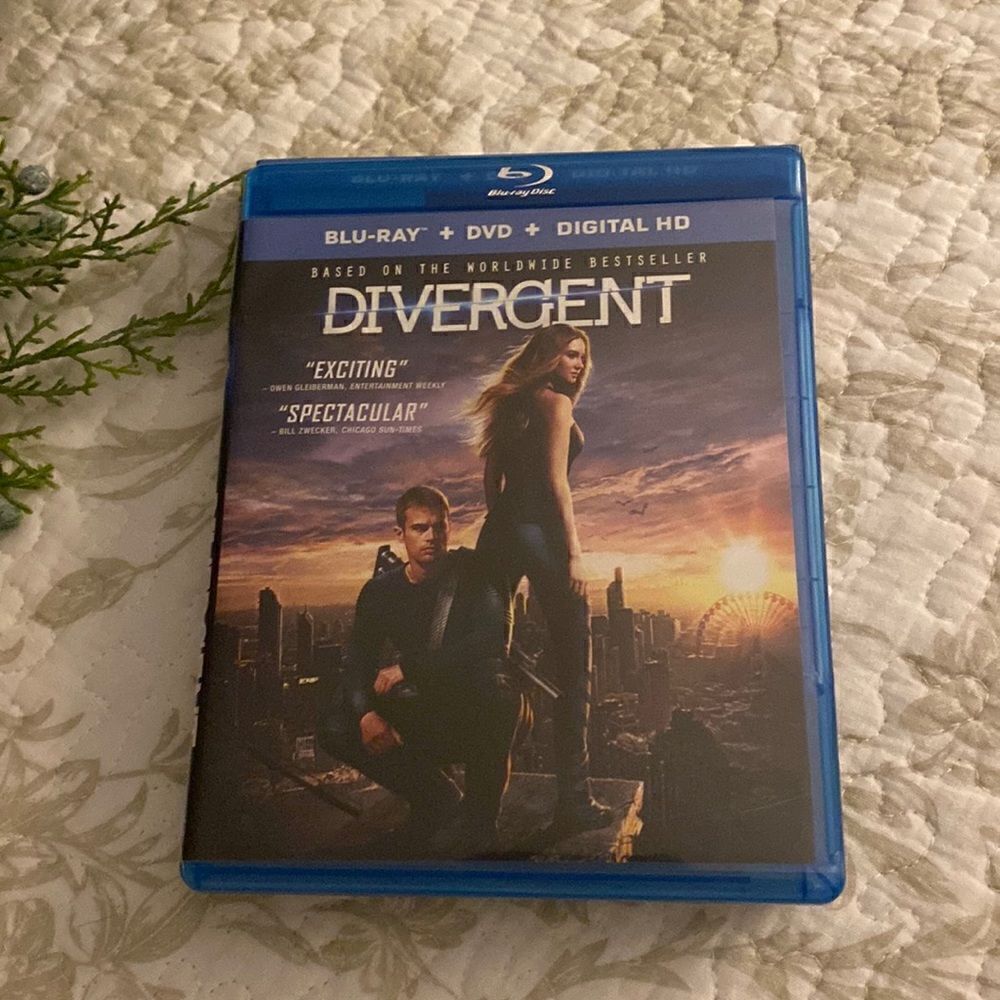 Divergent  DVD